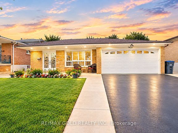 2nd image of 7428 Pickfair Dr