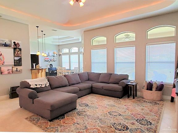 4th image of 3023 W Whitewing Ave