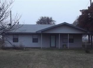 2713 Abney Rd, Marlow, OK 73055