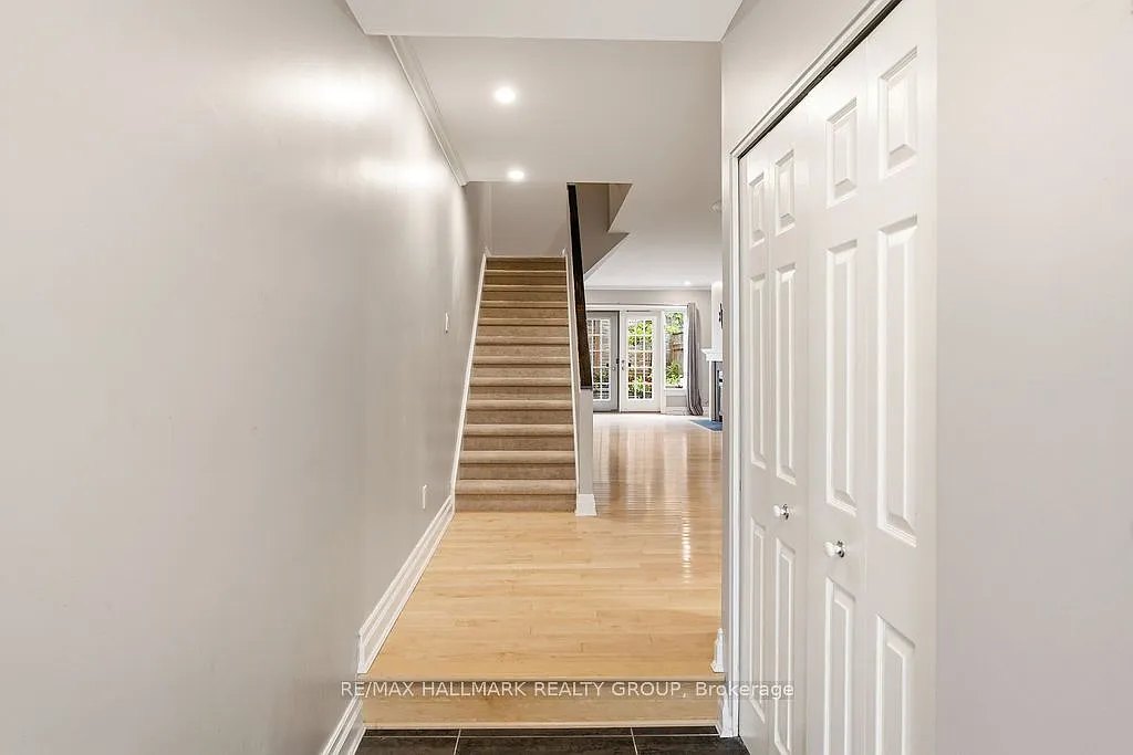 3 bed, $5,400 — Photo 4