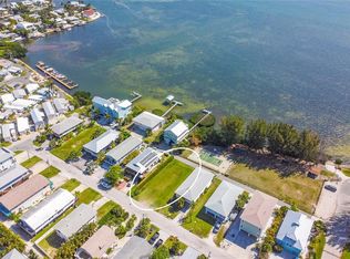 2509 Avenue B, Bradenton Beach, FL 34217