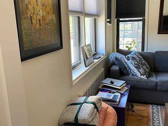 4th image of 35 Eastern Pkwy APT 2G