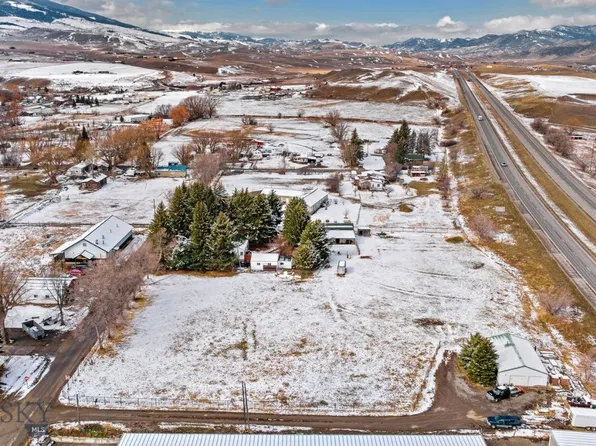 38 Loves Ln, Livingston, MT 59047