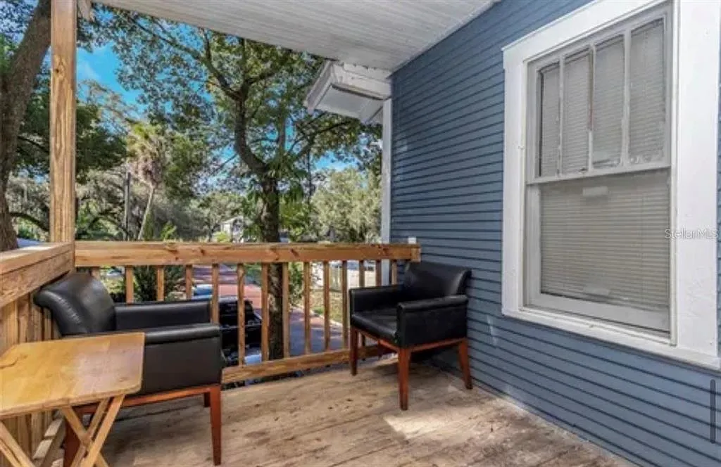 2 bed, 2.0 bath, 600 sqft, $1,600 — Photo 2