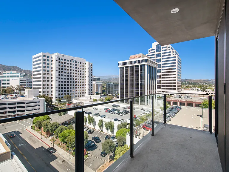Arista Glendale — Photo 6