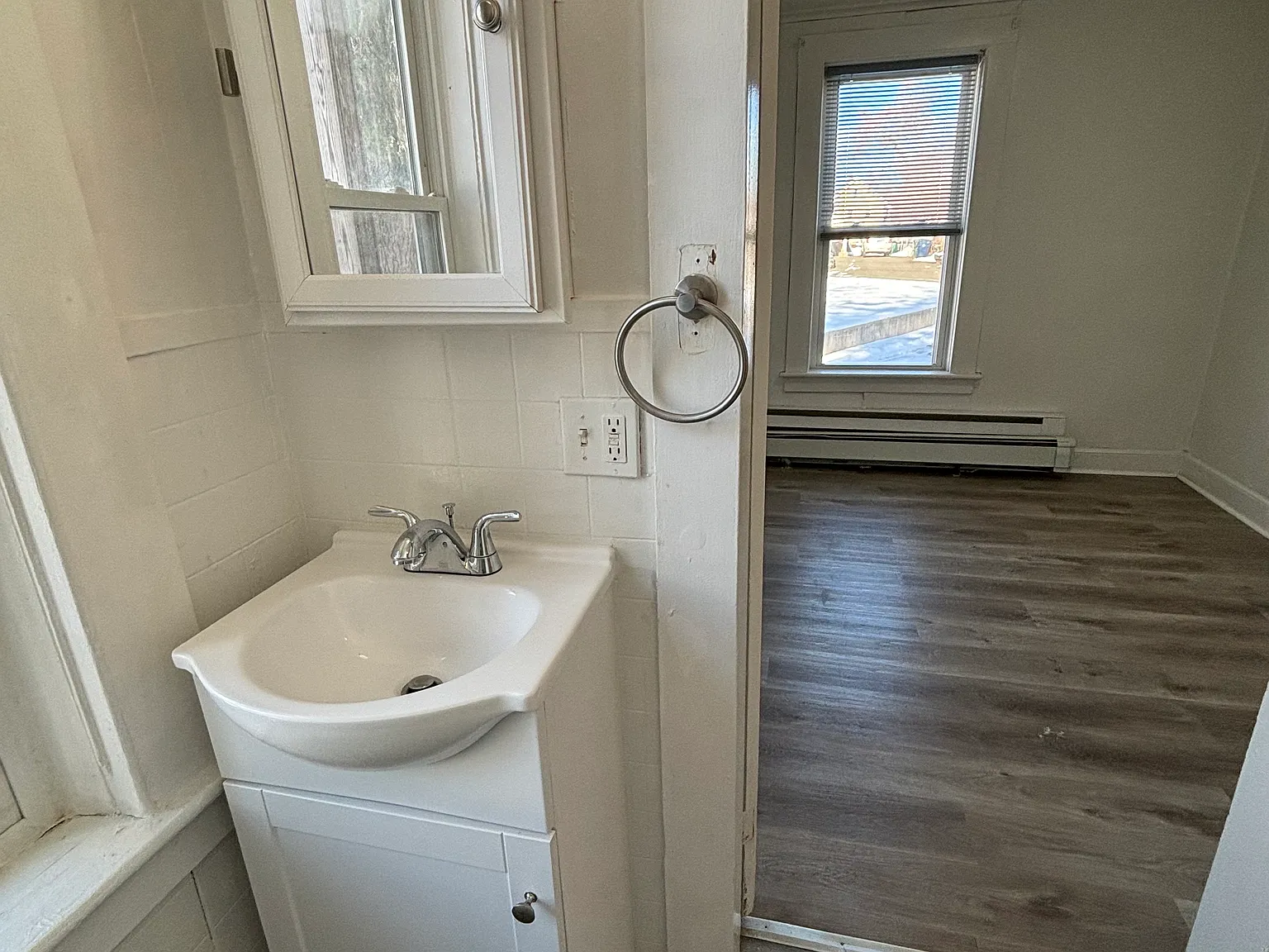 2 bed, 800 sqft, $1,550 — Photo 3