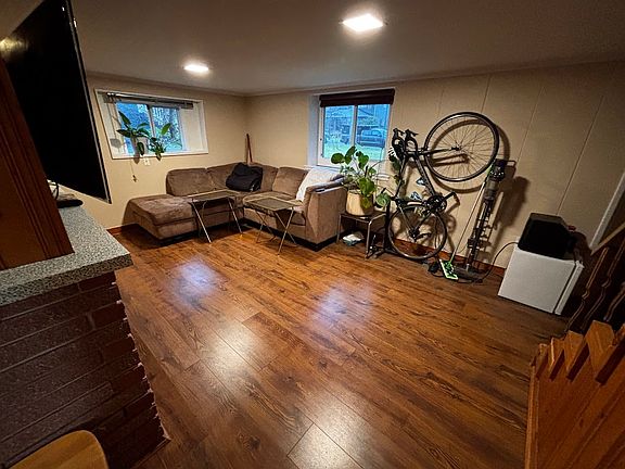 5th image of 3569 W 28th Ave #Basement