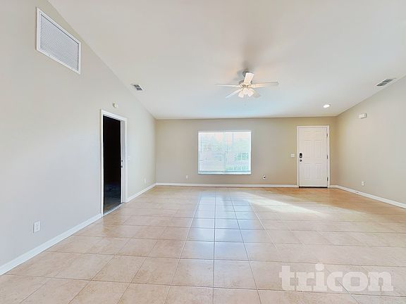 3rd image of 12572 Buffing Rd