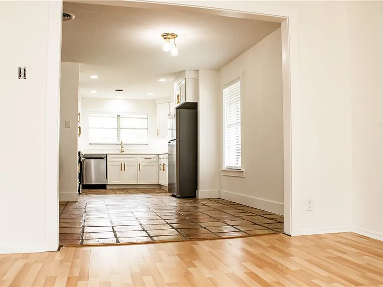 3722 Pope Dr — Photo 4
