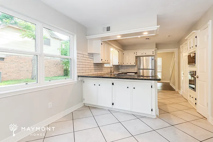 18011 Tall Cypress Dr — Photo 10