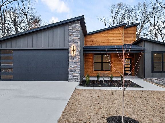 4th image of 13 Coylton Ln