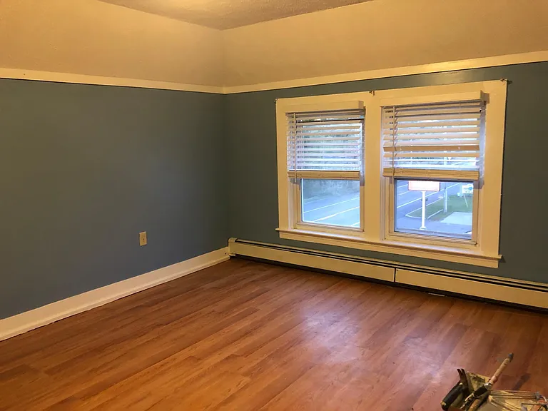 569 Winthrop St #3 — Photo 11