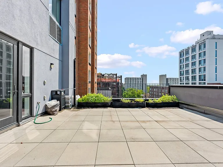 323 Lenox Rd #PHA — Photo 11