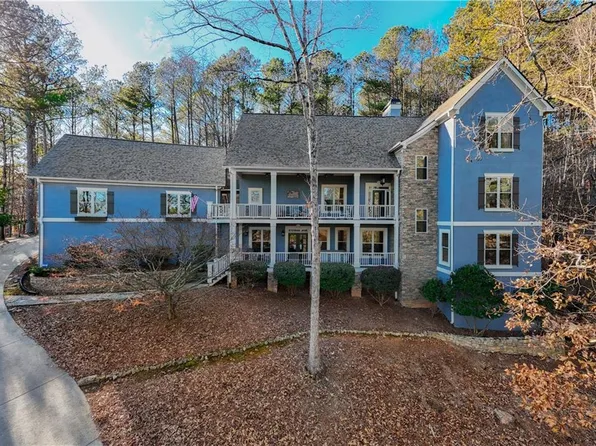 1053 Fairway Valley Dr, Woodstock, GA 30189
