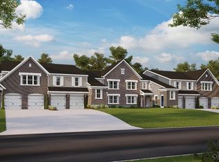 515 Chambers Bay Pl #14104, Turtle Creek Township, OH 45036