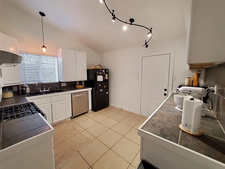 924 Acorn Oaks Dr #A — Photo 5