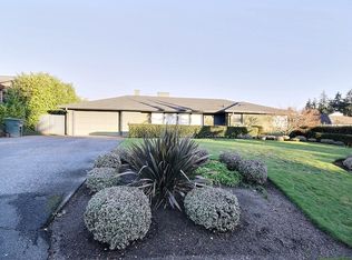 924 Sunset Way, Bellevue, WA 98004