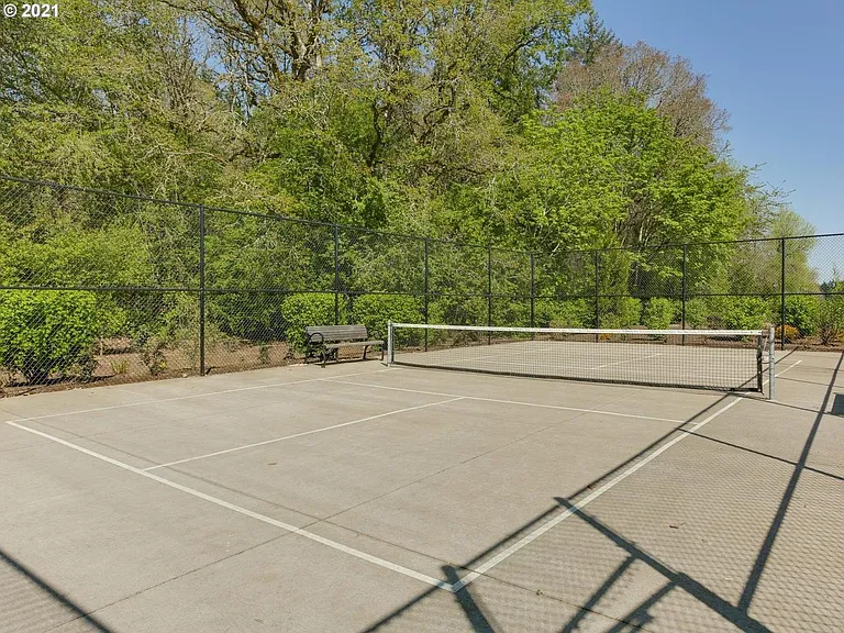 28142 SW Iceland Ave — Photo 29
