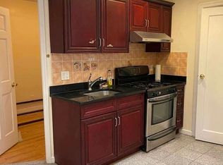 23-09 31st Ave #2R, Astoria, NY 11106