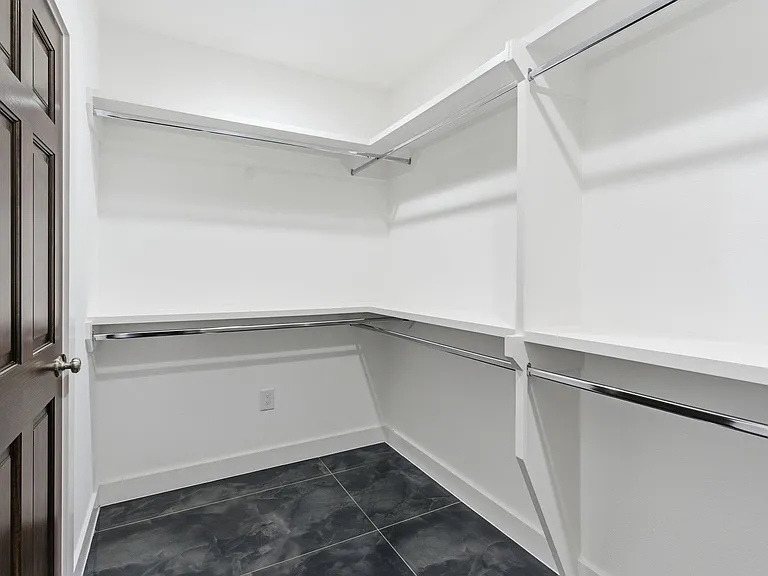 430 N Hutcheson St — Photo 38
