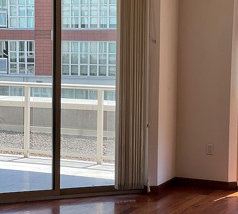 5th image of 88 King St Unit 310