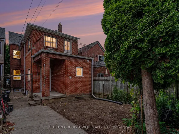 329 Euclid Ave, Toronto, ON M6J 2K1