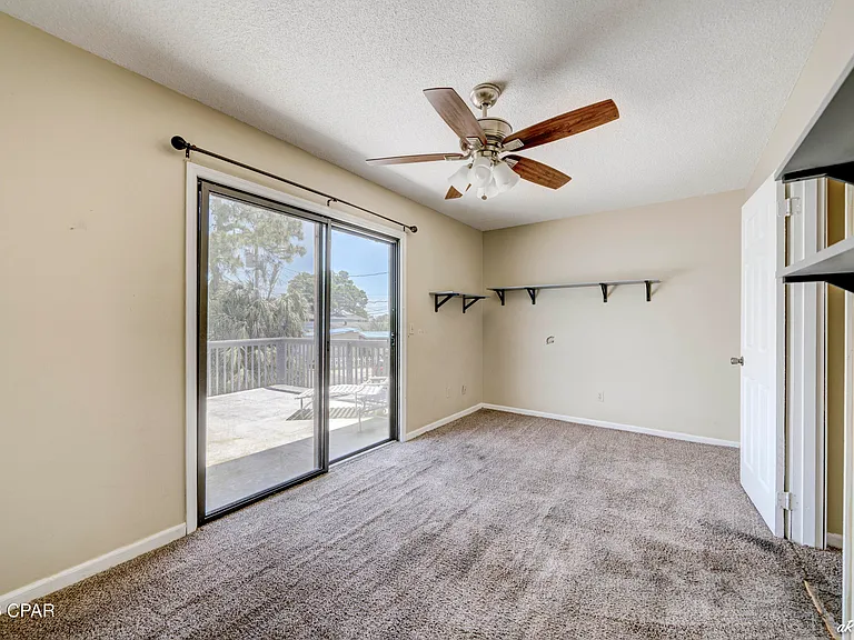 929 Marina Dr — Photo 23