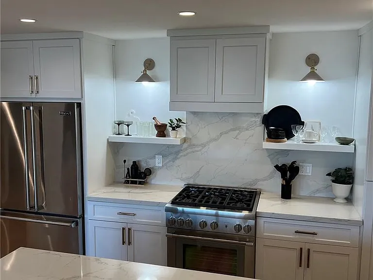 723 Palisades Beach Rd #101 — Photo 8