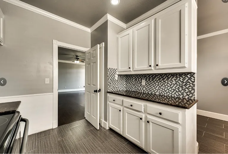 4669 Reunion Dr — Photo 4
