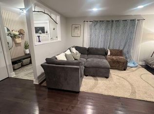 7410 Dunston St, Springfield, VA 22151