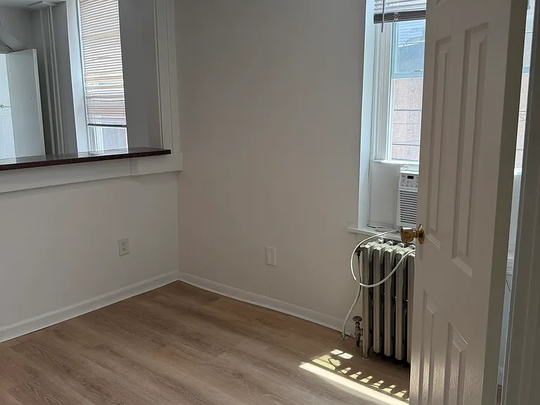 613 S 8th St #2 — Photo 5