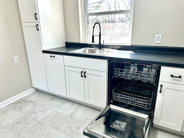 2722 Riedling Dr #4 — Photo 5