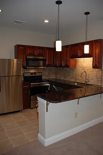 40 Washington St #2 Photo 1