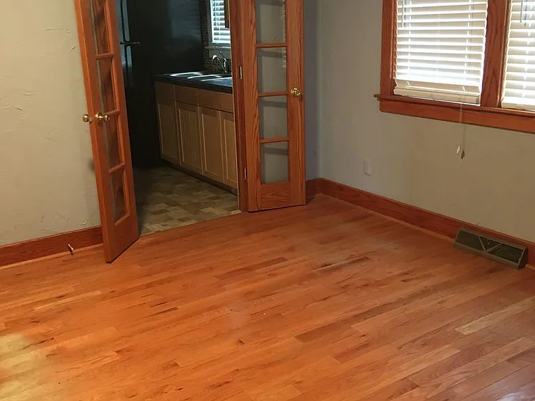 511 Cutler St — Photo 5