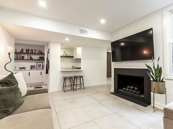 5th image of 8461 Rothchild Rd #37