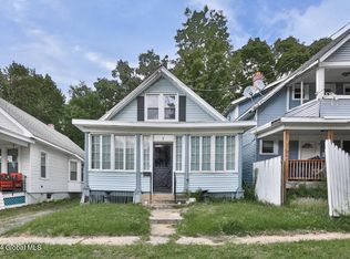 7 Putnam St, Troy, NY 12180