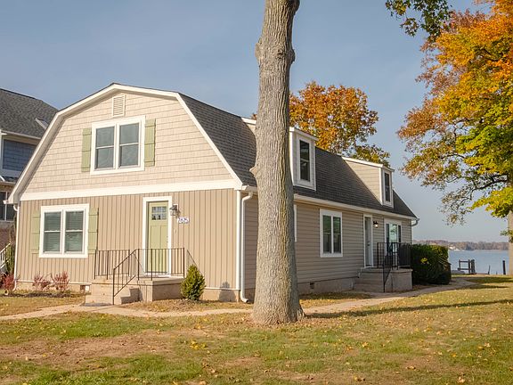 3rd image of 7615 Chesapeake Dr