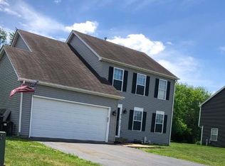 640 Partridge Pkwy, Genoa City, WI 53128