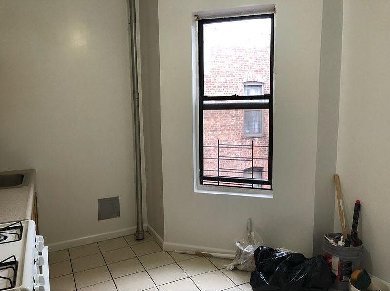 2nd image of 1188 Lincoln Pl APT D9
