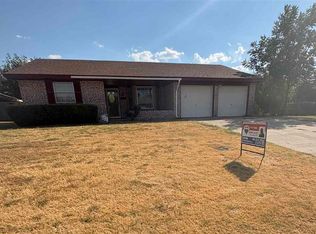 6106 NW Cheyenne Ave, Lawton, OK 73505