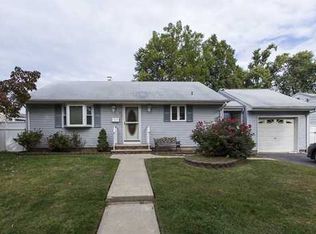 16 Green Acres Ave, East Brunswick, NJ 08816