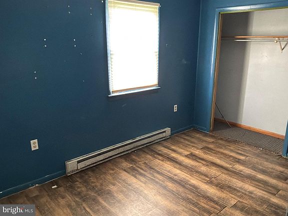 3rd image of 41 N Allison St