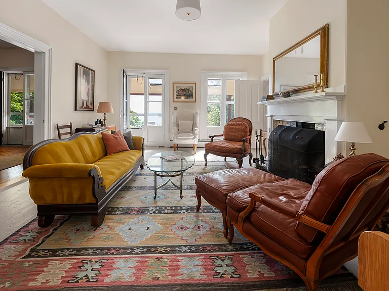 303 Summer St — Photo 16