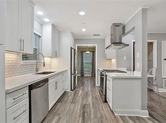 4th image of 2032 Neyrey Dr
