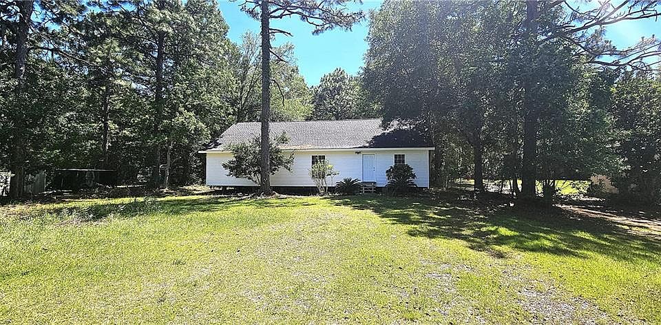1st image of 8825 Hunters Pointe Dr S