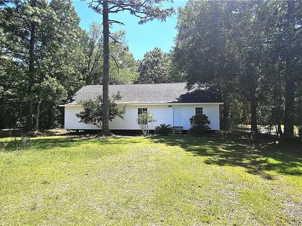 8825 Hunters Pointe Dr S, Theodore, AL 36582