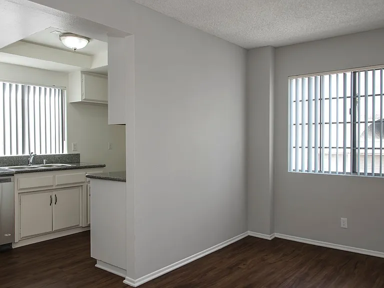 346 San Marcos St — Photo 9