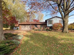 2693 Autumndale St NW, Uniontown, OH 44685