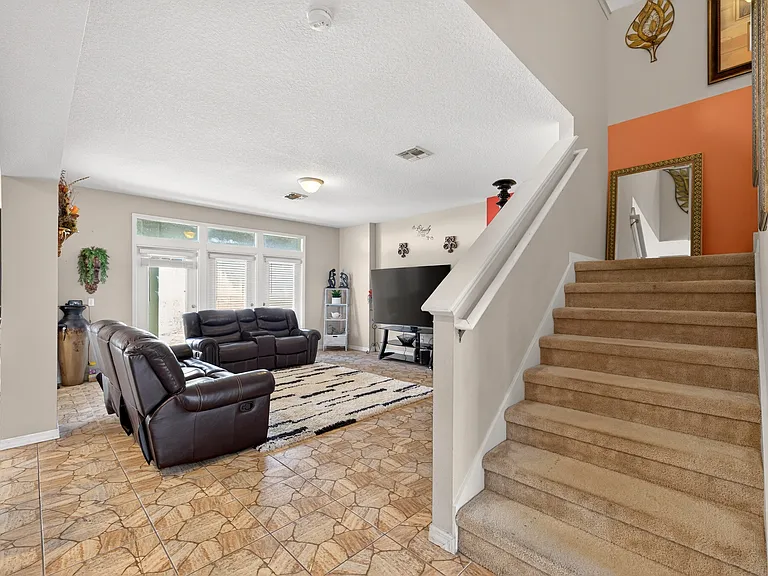 882 Counts Crest Cir — Photo 53