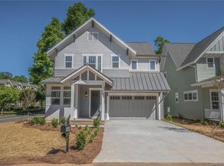 903 Millbrook Rd, Charlotte, NC 28211